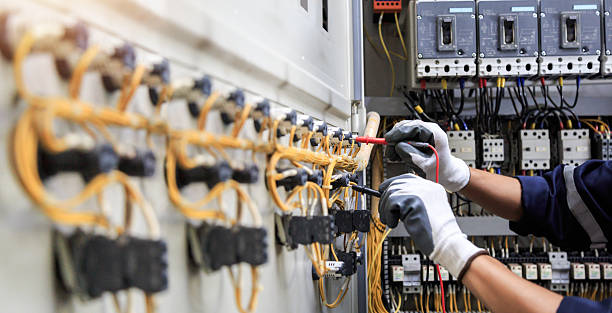 Professional Electrician technician working in Alabaster, AL